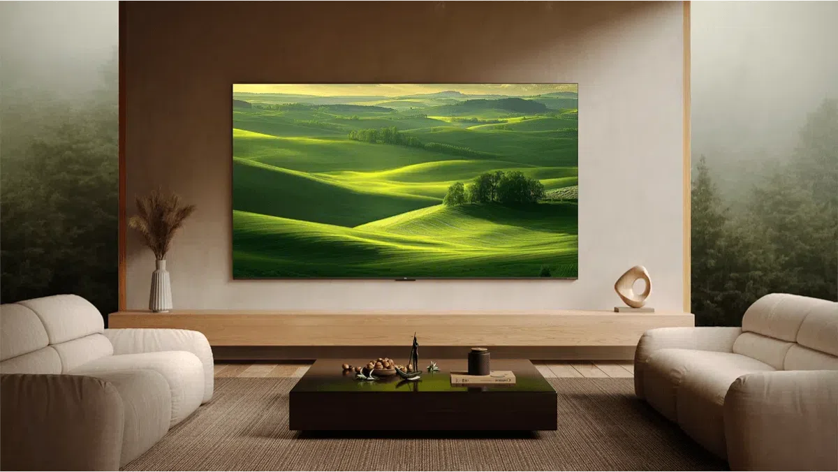TCL TV C7K Premium QD-MiniLED TV Display