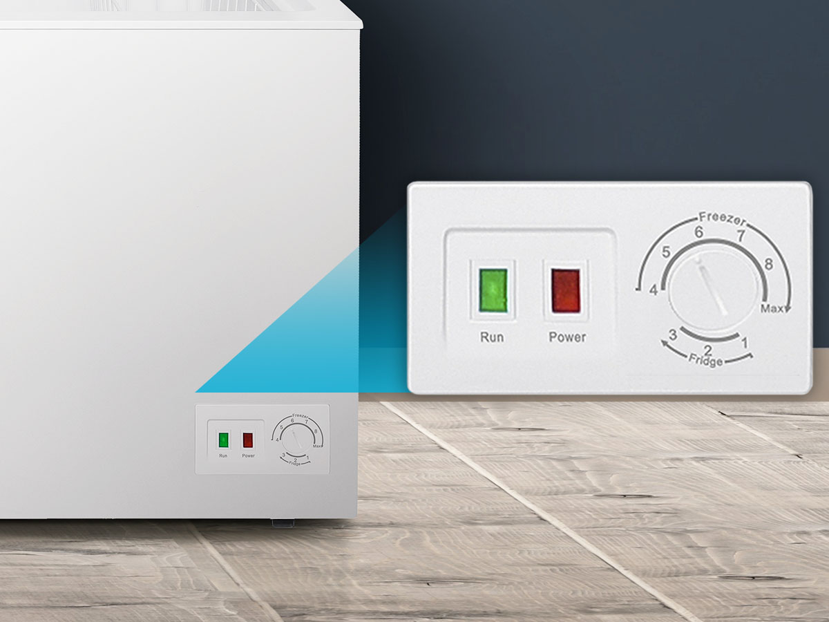 Easy access thermostat