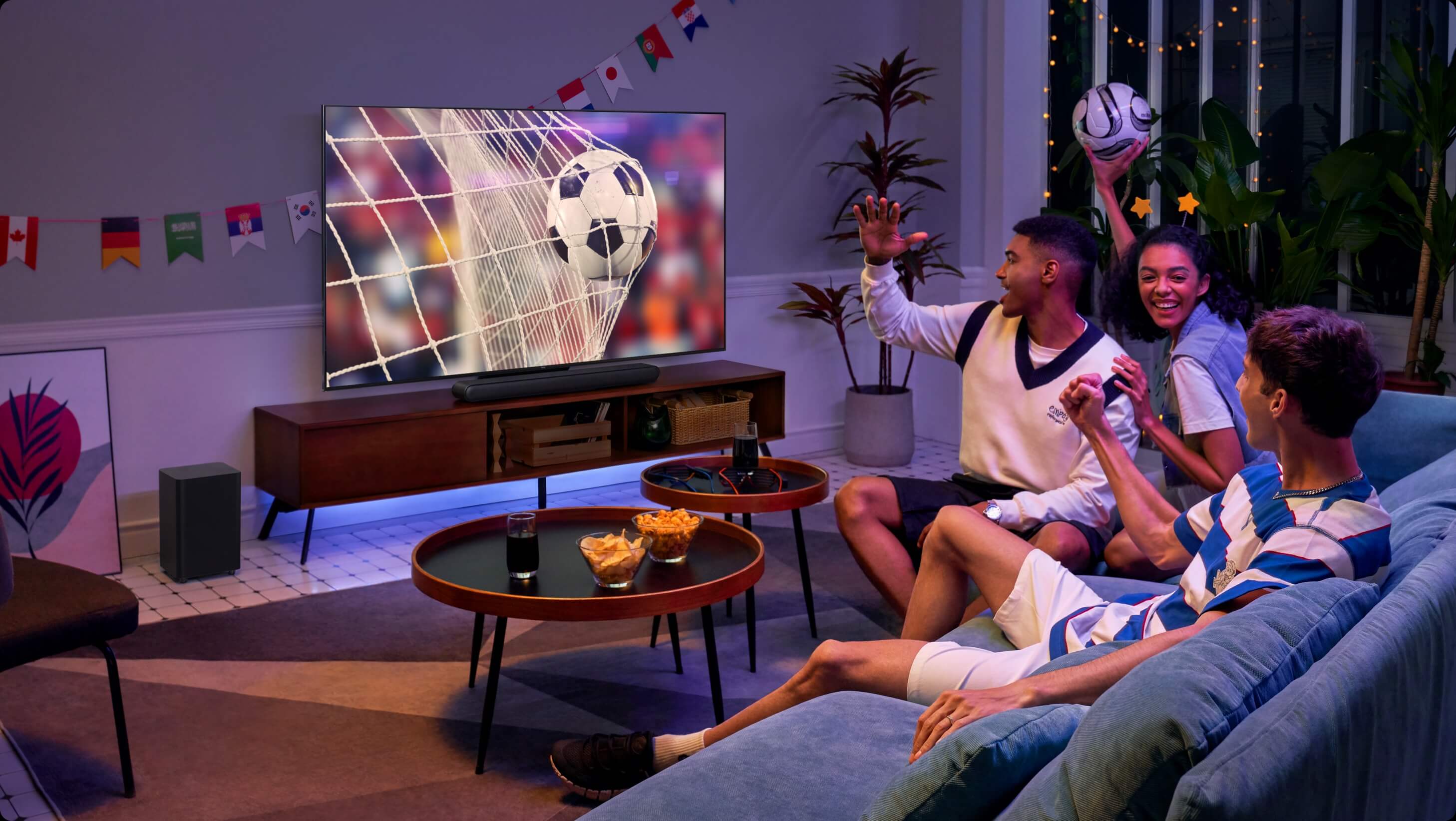 TclによるCGIプログラミング TCL 98-Inch QM6K QLED TV vs LG 97