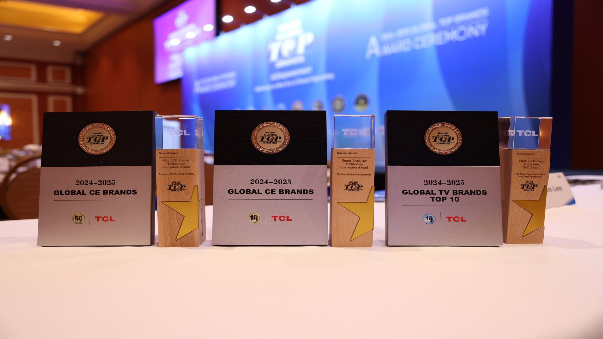 Shining at CES 2025, TCL Garners Multiple Awards for Display Innovations and Smart Home Solutions