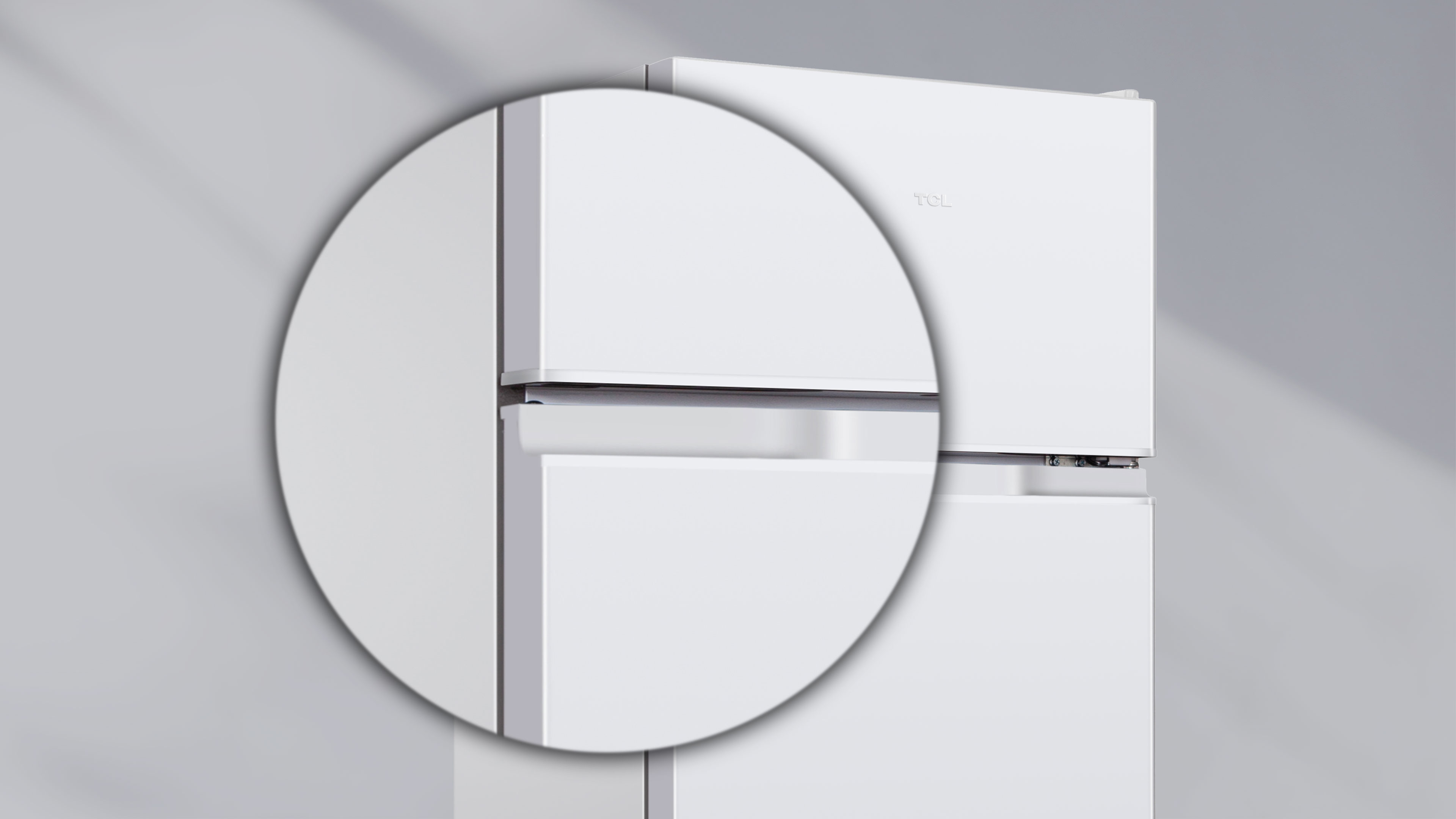 Integrated door handle: modern and elegant front for perfect alignment with your kitchen furniture