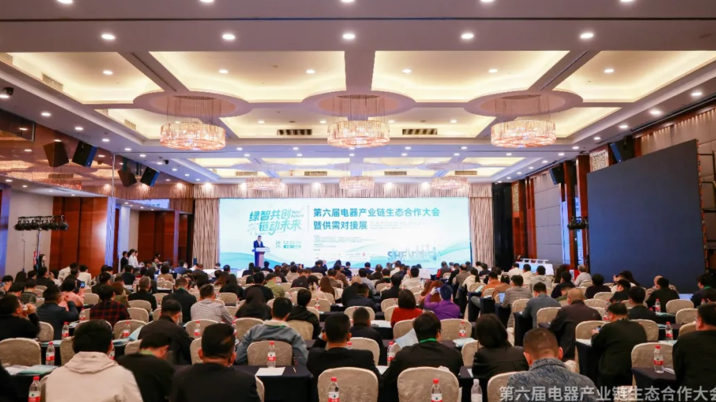 首批认证，行业标杆！奥马全嵌母婴冰箱入选首批能效新国标推荐目录